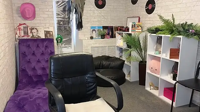 Nika Kitten online show from April 3, 2026, 12:58 pm