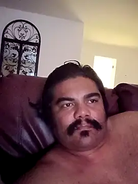 Brickstash online show from November 26, 2025, 1:06 am