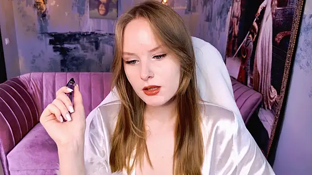 Snapshot of VivienLeeigh chatting on May 8, 2026, 5:24 am VivienLeeigh online show from May 8, 2026, 5:24 am