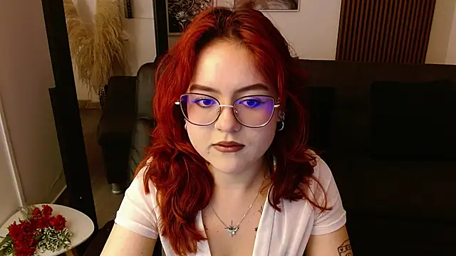 Snapshot of crimson_tati_ chatting on February 27, 2025, 3:25 am crimson tati online show from February 27, 2025, 3:25 am