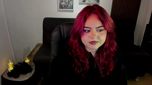 Snapshot of crimson_tati_ chatting on September 26, 2025, 5:44 am crimson tati online show from September 26, 2025, 5:44 am