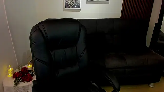 Snapshot of crimson_tati_ chatting on September 27, 2025, 3:55 am crimson tati online show from September 27, 2025, 3:55 am