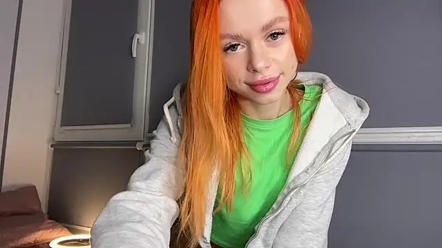 Snapshot of little_fox_alisa chatting on December 3, 2024, 9:45 pm little fox alisa online show from December 3, 2024, 9:45 pm