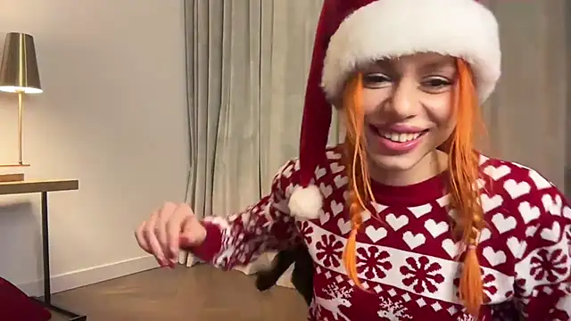 Snapshot of little_fox_alisa chatting on December 23, 2024, 1:40 am little fox alisa online show from December 23, 2024, 1:40 am