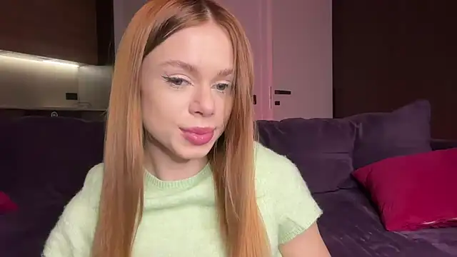 Snapshot of little_fox_alisa chatting on February 19, 2025, 1:40 am little fox alisa online show from February 19, 2025, 1:40 am