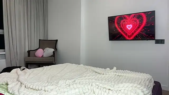 Snapshot of little_fox_alisa chatting on March 23, 2025, 12:15 am little fox alisa online show from March 23, 2025, 12:15 am