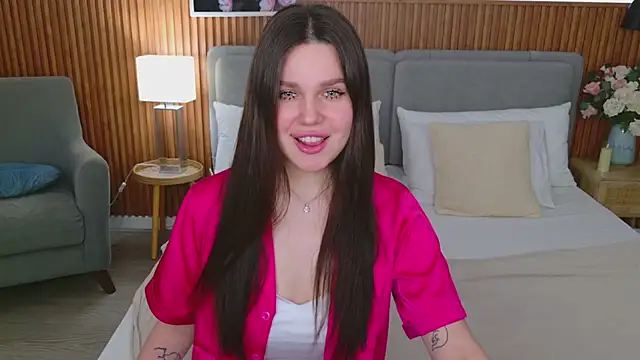 RihannaRose online show from March 20, 2025, 8:19 pm