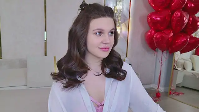 Snapshot of RihannaRose chatting on February 7, 2026, 5:05 pm RihannaRose online show from February 7, 2026, 5:05 pm