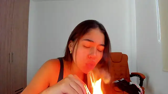 Snapshot of AriaMontgomery chatting on February 26, 2025, 12:38 am AriaMontgomery online show from February 26, 2025, 12:38 am