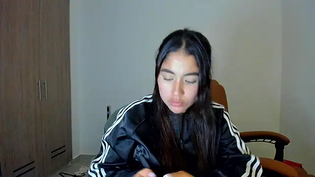 Snapshot of AriaMontgomery chatting on February 28, 2025, 6:21 am AriaMontgomery online show from February 28, 2025, 6:21 am