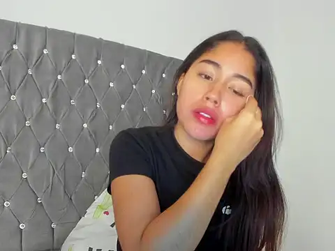 Snapshot of AriaMontgomery chatting on September 12, 2025, 4:01 am AriaMontgomery online show from September 12, 2025, 4:01 am