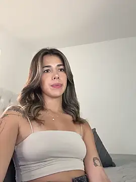 Eli818 online show from February 8, 2025, 2:04 am