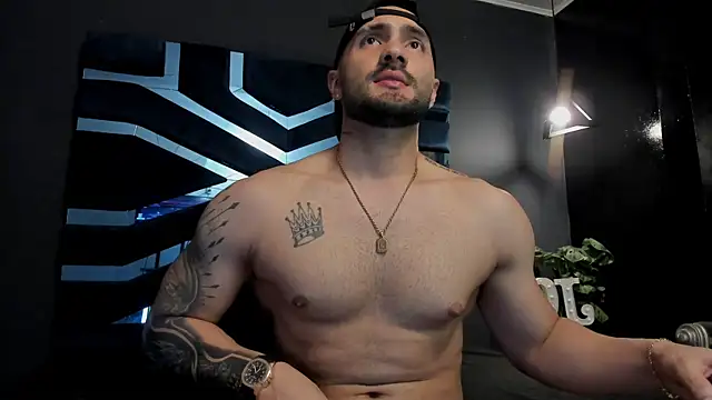 Snapshot of JeanColleman chatting on November 17, 2025, 11:32 pm JeanColleman online show from November 17, 2025, 11:32 pm