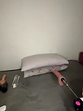 merve0234 online show from April 16, 2026, 10:12 pm