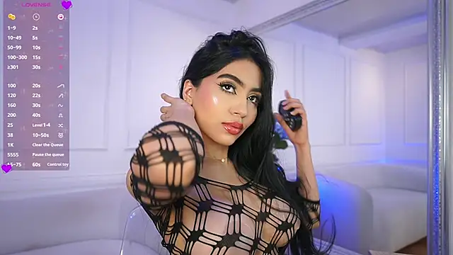Snapshot of elasummer chatting on February 22, 2025, 2:52 pm elasummer online show from February 22, 2025, 2:52 pm