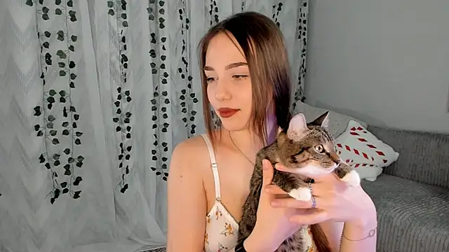 Snapshot of Tate_Angel chatting on March 4, 2025, 6:18 pm Tate Angel online show from March 4, 2025, 6:18 pm