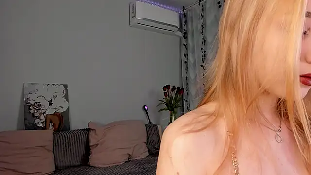 Snapshot of Tate_Angel chatting on March 9, 2025, 6:11 pm Tate Angel online show from March 9, 2025, 6:11 pm