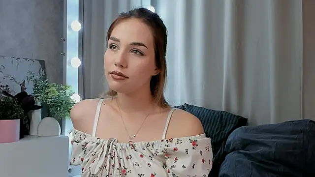 Snapshot of Tate_Angel chatting on September 17, 2025, 6:20 pm Tate Angel online show from September 17, 2025, 6:20 pm