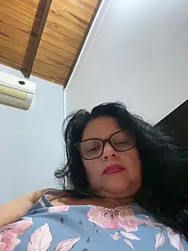 Snapshot of Sharongirl07 chatting on September 21, 2025, 12:23 am Sharongirl07 online show from September 21, 2025, 12:23 am