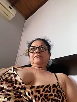 Snapshot of Sharongirl07 chatting on October 9, 2025, 12:58 pm Sharongirl07 online show from October 9, 2025, 12:58 pm