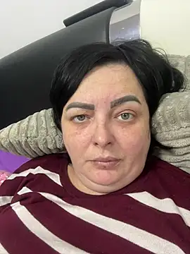 Amandamuller1982 online show from March 11, 2025, 4:10 am