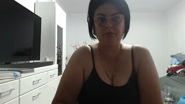 Amandamuller1982 online show from September 10, 2025, 12:43 am