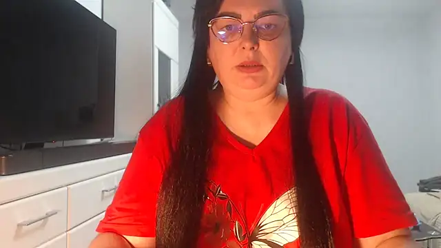 Snapshot of Amandamuller1982 chatting on April 29, 2026, 8:04 pm Amandamuller1982 online show from April 29, 2026, 8:04 pm