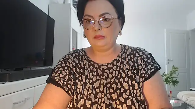Snapshot of Amandamuller1982 chatting on May 23, 2026, 6:18 am Amandamuller1982 online show from May 23, 2026, 6:18 am