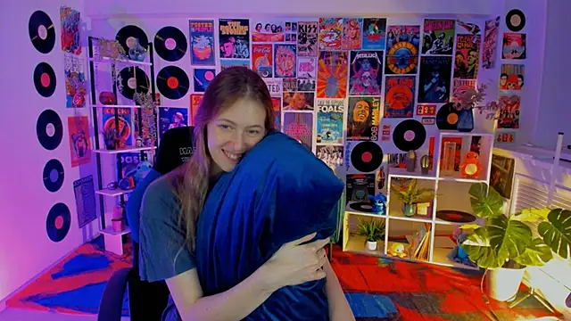 Sharon Evansi online show from March 22, 2025, 6:03 pm