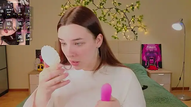 CookyDaisy online show from April 16, 2026, 11:51 pm