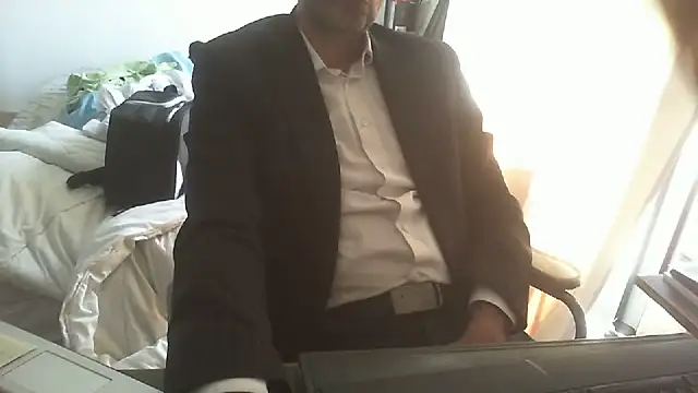 Snapshot of shyfrenchcock1 chatting on May 28, 2026, 8:22 am shyfrenchcock1 online show from May 28, 2026, 8:22 am
