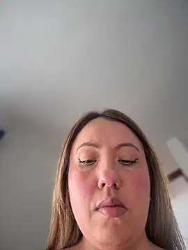 VIOLETA-25  online show from February 24, 2026, 3:10 pm