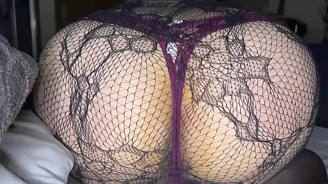 nightrabbit999 online show from March 6, 2025, 2:08 pm