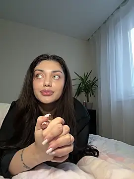 Sweet Khalifa  online show from January 18, 2025, 1:08 pm