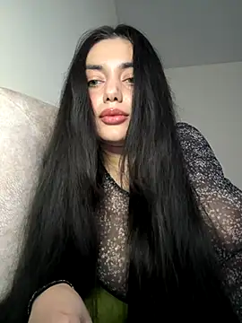 Sweet Khalifa  online show from October 12, 2025, 2:38 pm