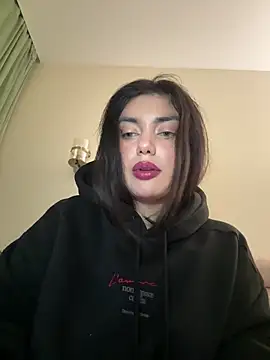 Sweet Khalifa  online show from October 30, 2025, 2:40 pm