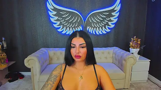 anemarieejolie online show from September 19, 2025, 5:35 pm