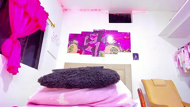 Miranda-brow online show from February 8, 2025, 2:26 am