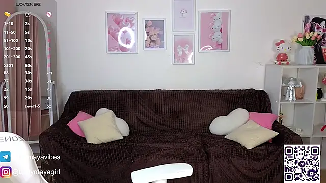 Maya Rave online show from October 24, 2025, 3:47 am