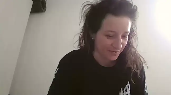 Snapshot of hanamy_joha chatting on January 2, 2025, 4:35 pm hanamy joha online show from January 2, 2025, 4:35 pm