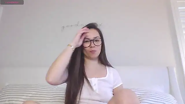 Snapshot of mixedasiangirl chatting on March 24, 2026, 7:19 pm mixedasiangirl online show from March 24, 2026, 7:19 pm