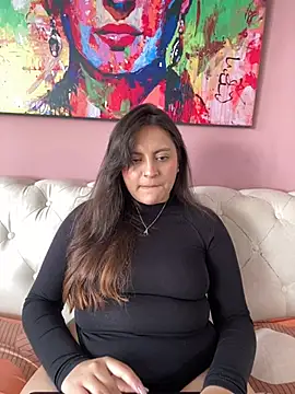 Snapshot of PoliBenett_ chatting on December 24, 2024, 8:38 pm PoliBenett online show from December 24, 2024, 8:38 pm