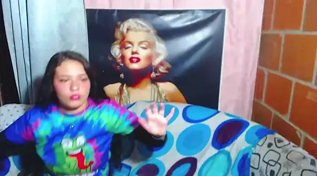 emily 69 porno online show from December 16, 2024, 12:59 am