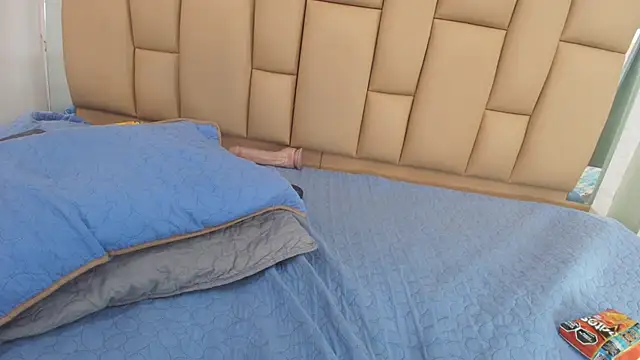 Amy wats0n online show from February 12, 2025, 10:15 pm