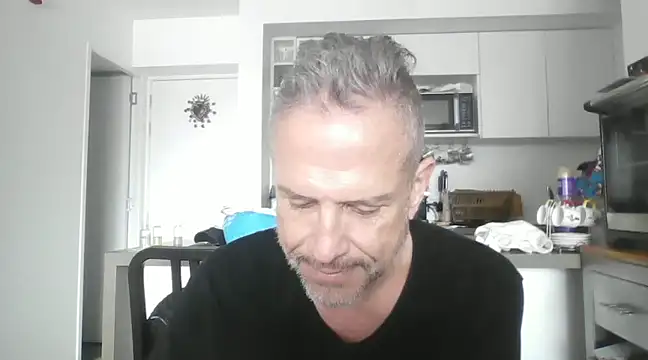 Diegoperrote682661 online show from December 19, 2024, 2:46 pm