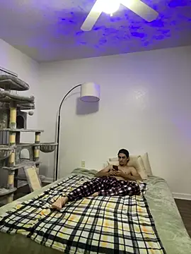 kennylove420 online show from October 16, 2025, 1:06 am