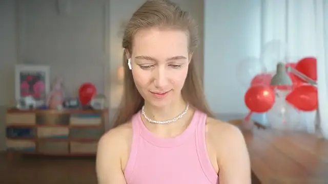 solar bella online show from February 17, 2025, 9:46 am