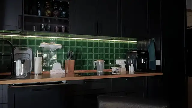 solar bella online show from March 1, 2026, 4:25 am