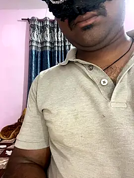 Snapshot of mickey_love chatting on November 1, 2025, 3:58 pm mickey love online show from November 1, 2025, 3:58 pm