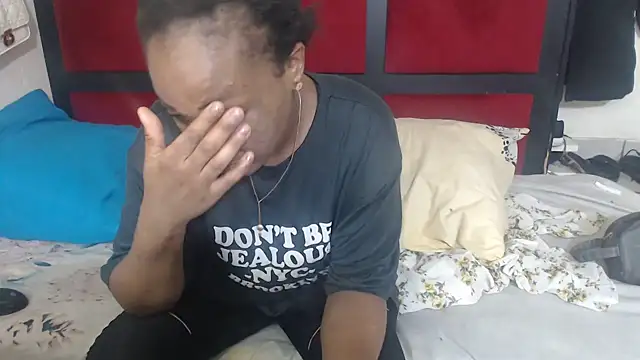 MaximTease24 online show from March 31, 2026, 6:08 pm